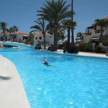 Parque Santiago 3 - Pool * פלאייה דה לאס אמריקס